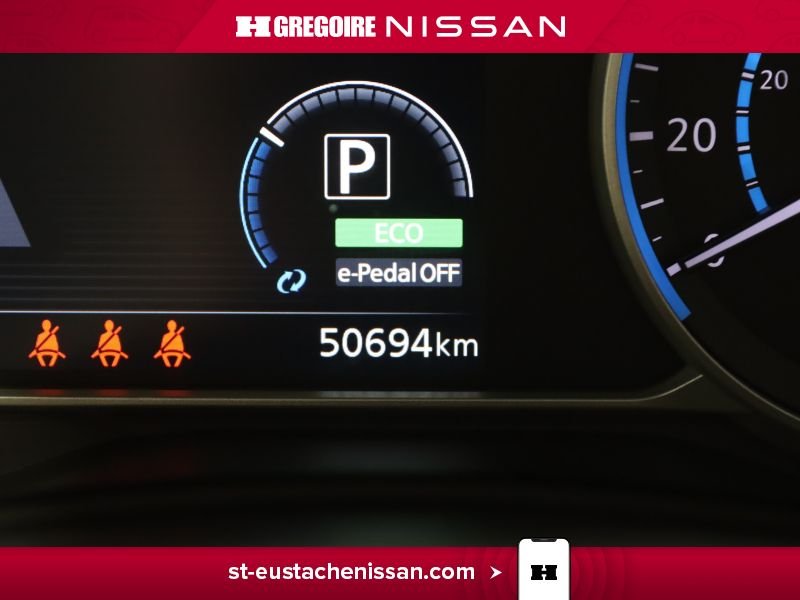 2023 Nissan Leaf Red Laval - photo #16