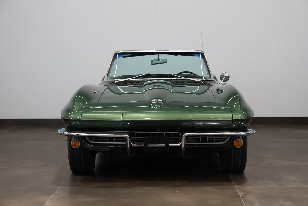 Chevrolet Corvette 1967 Vert Montréal - photo #2