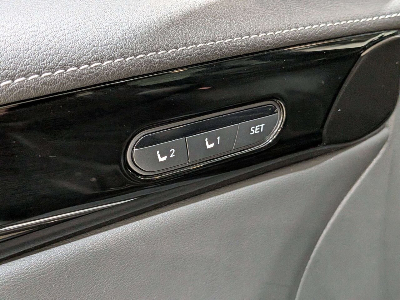 2024 INFINITI QX60 PURE AWD Grey Val-David - photo #37