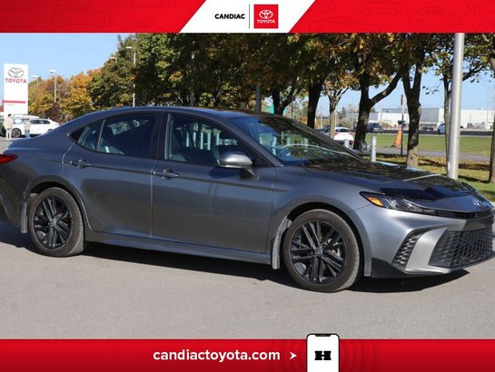 2025 Toyota Camry SE Upgrade AWD Grey