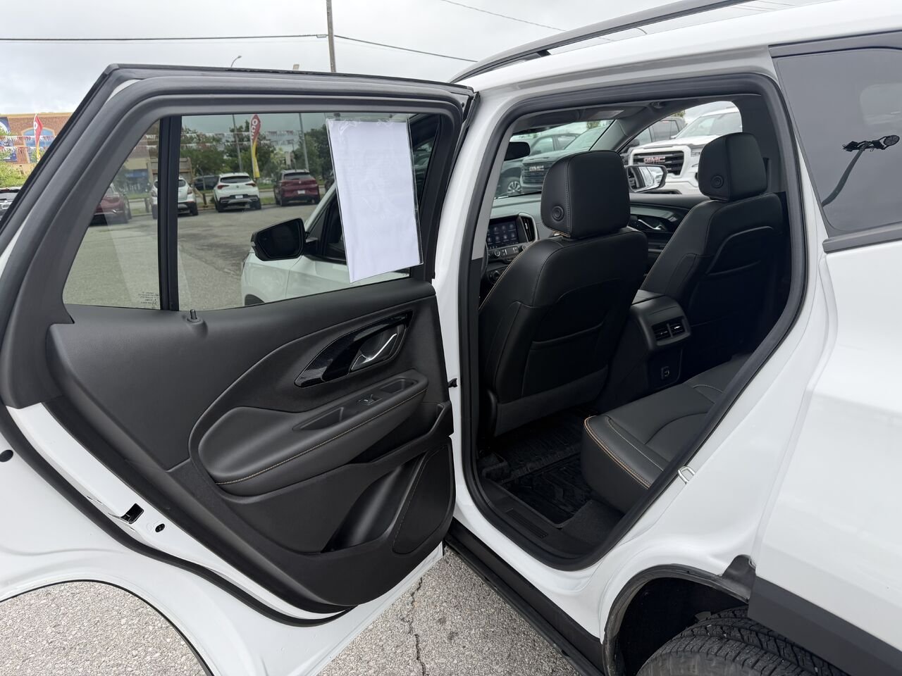 GMC TERRAIN AT4 AT4 4 portes TI 2024 Blanc Gatineau - photo #13