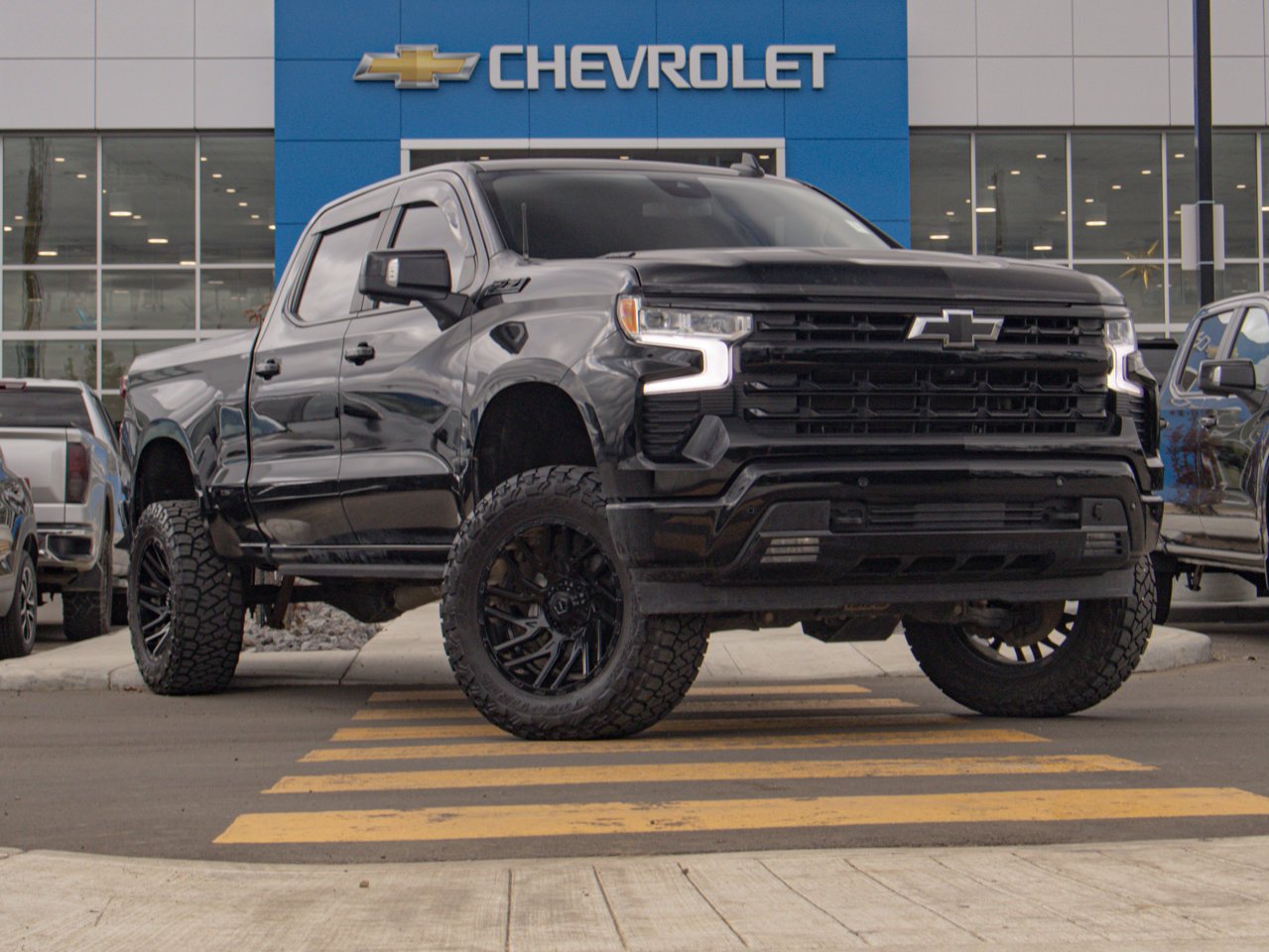 2024 Chevrolet Silverado 1500 4WD Crew Cab 147 RST Black Sherwood Park - photo #13