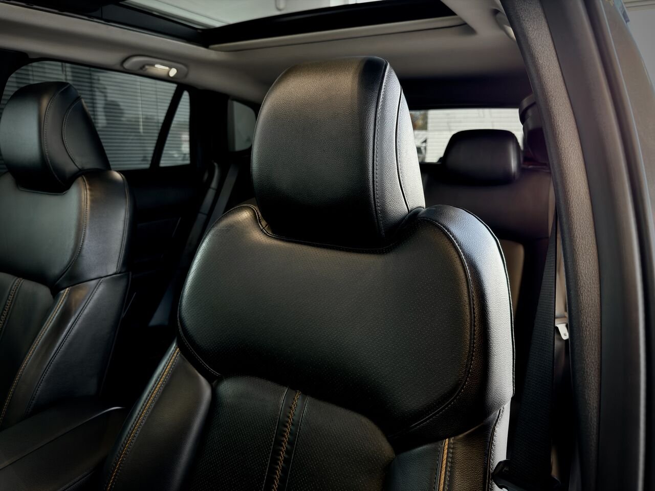 2023 Mazda CX-50 Black Notre-Dame-des-Prairies - photo #20