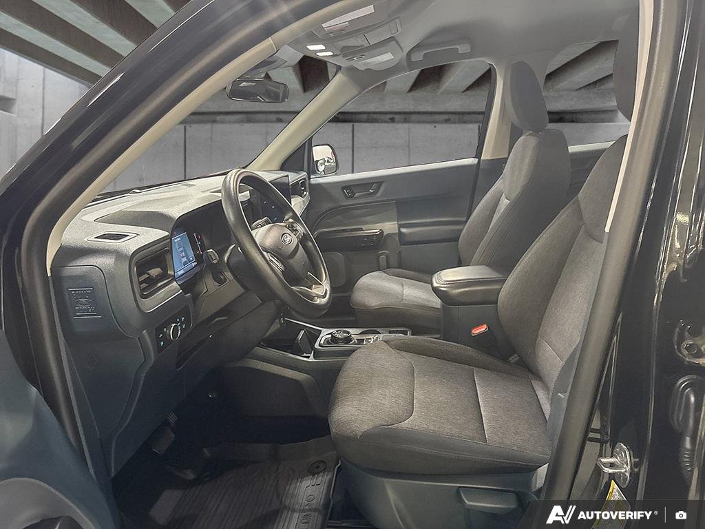 2025 Ford Maverick 2602519B | XLT | W8J Black Edmonton - photo #19
