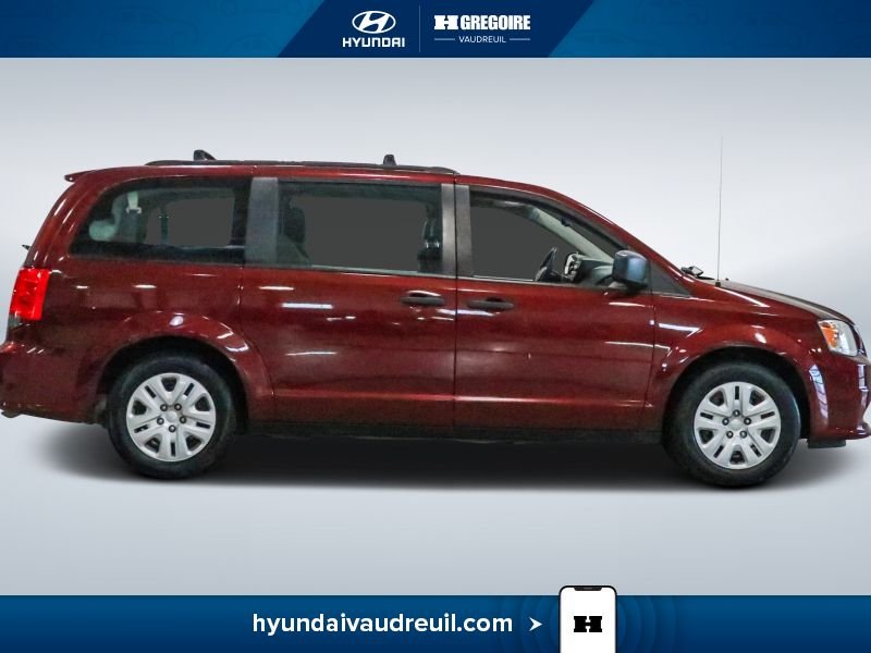 Dodge GR Caravan YA921 | Canada Value Package 2WD 2018 Rouge Laval - photo #12