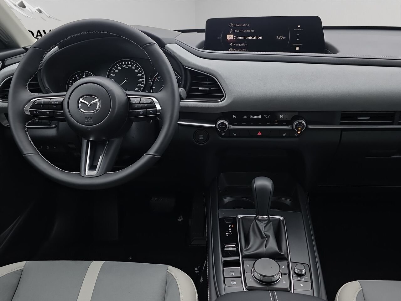 2026 Mazda CX-30 GT turbo, awd, toit ouvrant, Écran 360 degré, Navigation, chargeur sans fil pour cellulaire Aero Grey Metallic Val-David - photo #8