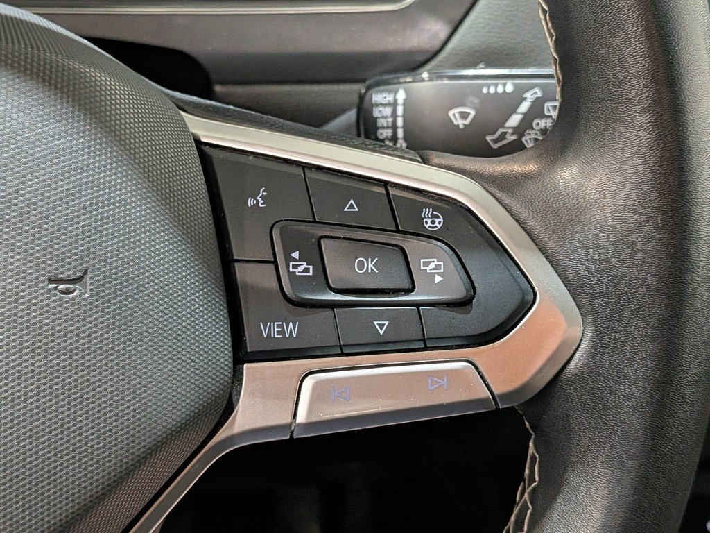 2024 Volkswagen Tiguan Comfortline 4MOTION Black Val-David - photo #17