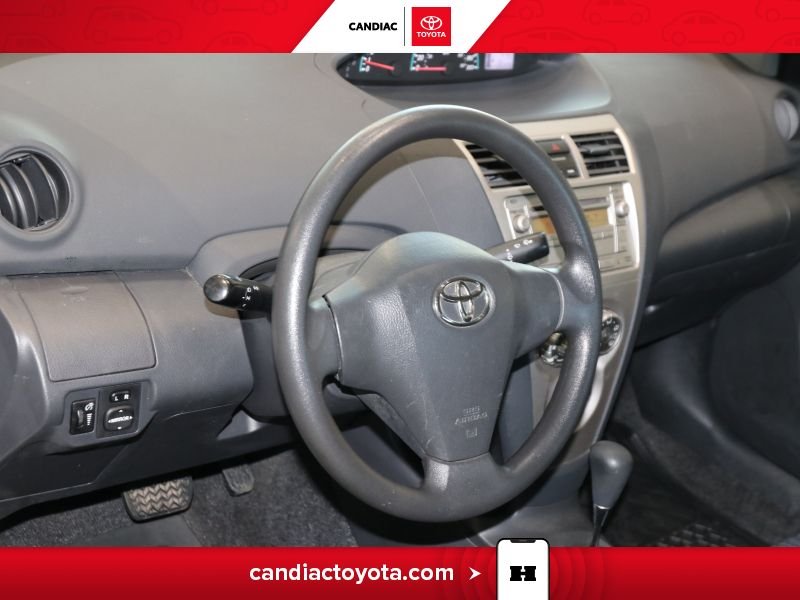 Toyota Yaris 2012 Argent Blainville - photo #15