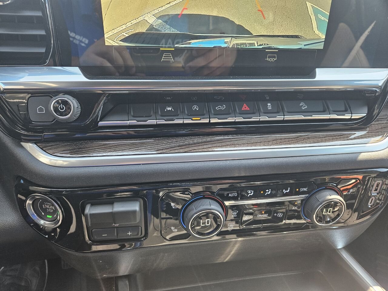 2026 Chevrolet Silverado 1500 RST cabine multiplace 4RM 157 po Summit White Thetford Mines - photo #17