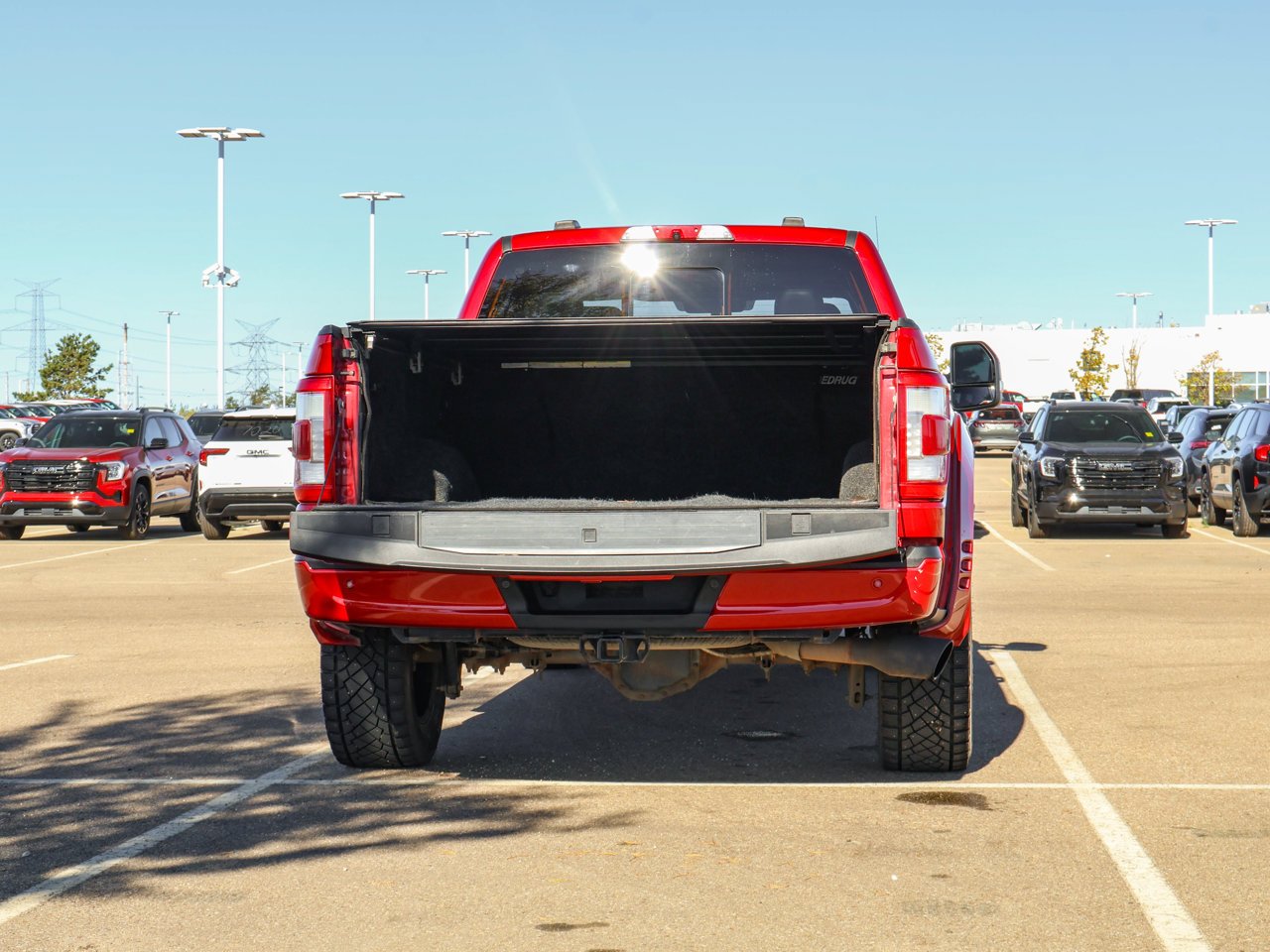 2021 Ford F-150 LARIAT 4WD SuperCrew 6.5' Box Red Sherwood Park - photo #8