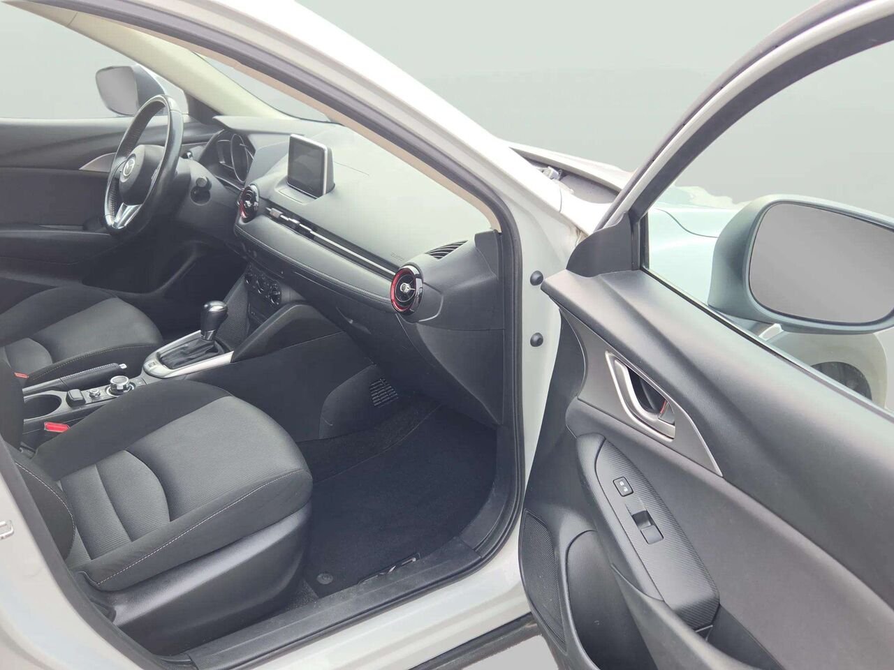 2017 Mazda CX-3 GS White Gatineau - photo #14