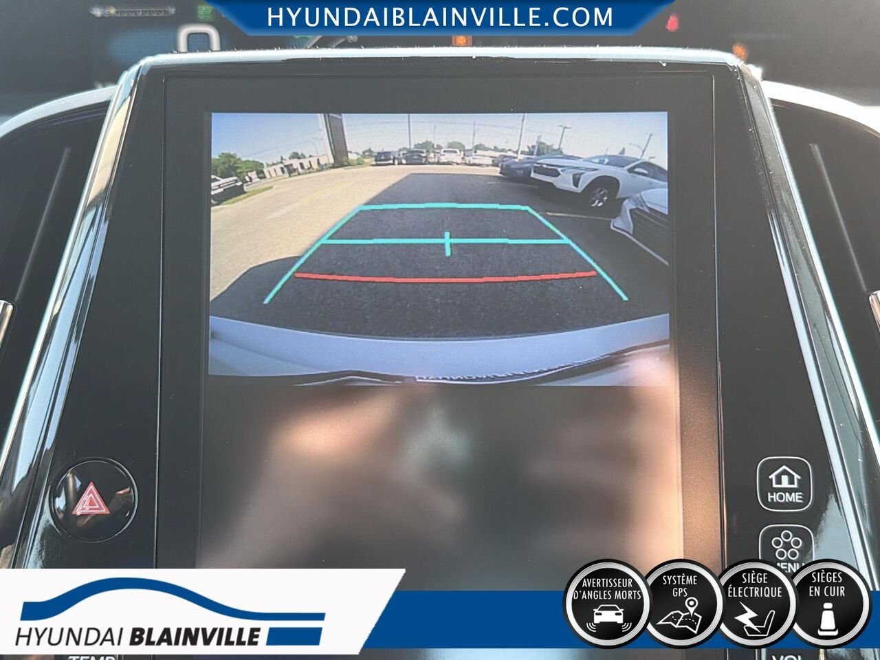 Toyota Prius Prime 2022 Blanc Blainville - photo #17