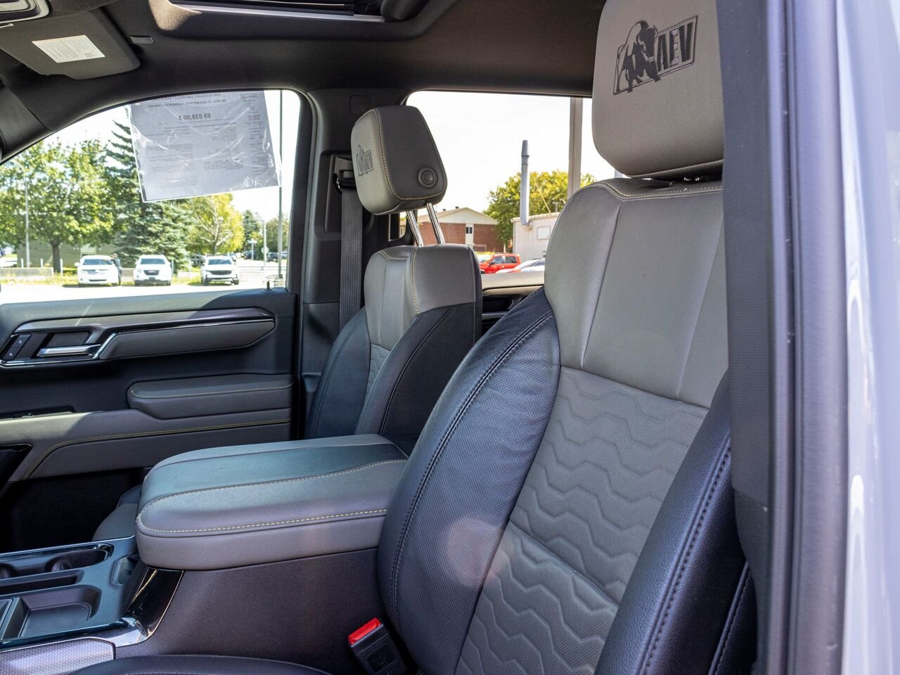 Chevrolet Silverado 1500 ZR2 cabine multiplace 4RM 2024 Gris Châteauguay - photo #24