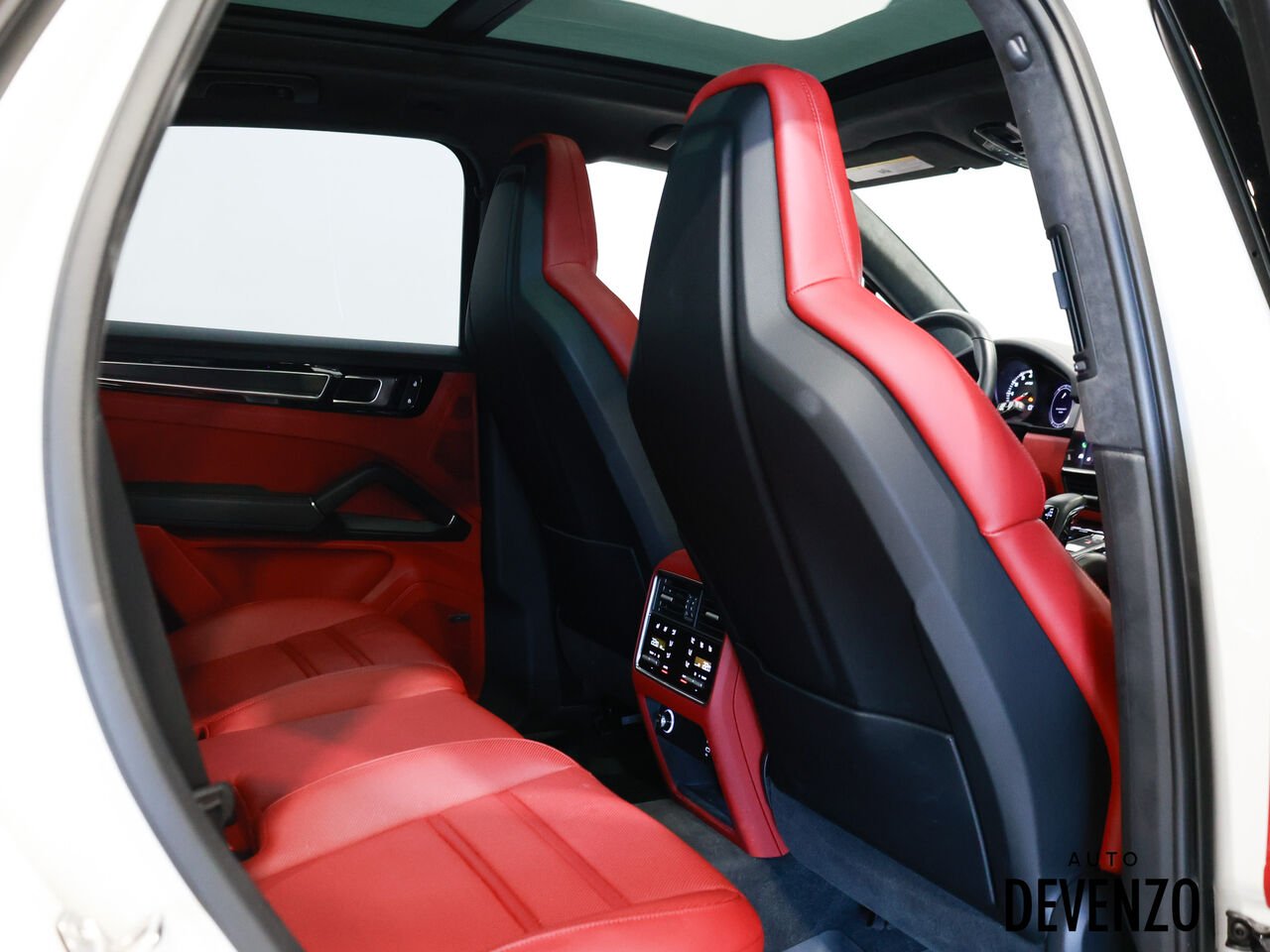 Porsche Cayenne 2022 Blanc Saint-Eustache - photo #7