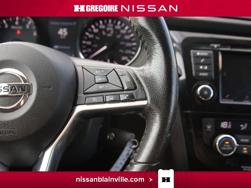 Nissan Rogue 2020 Blanc Laval - photo #22