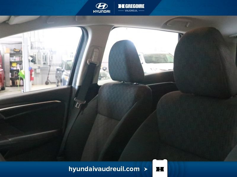 Honda Fit YA914 | 5dr HB CVT LX 2015 Gris Laval - photo #13