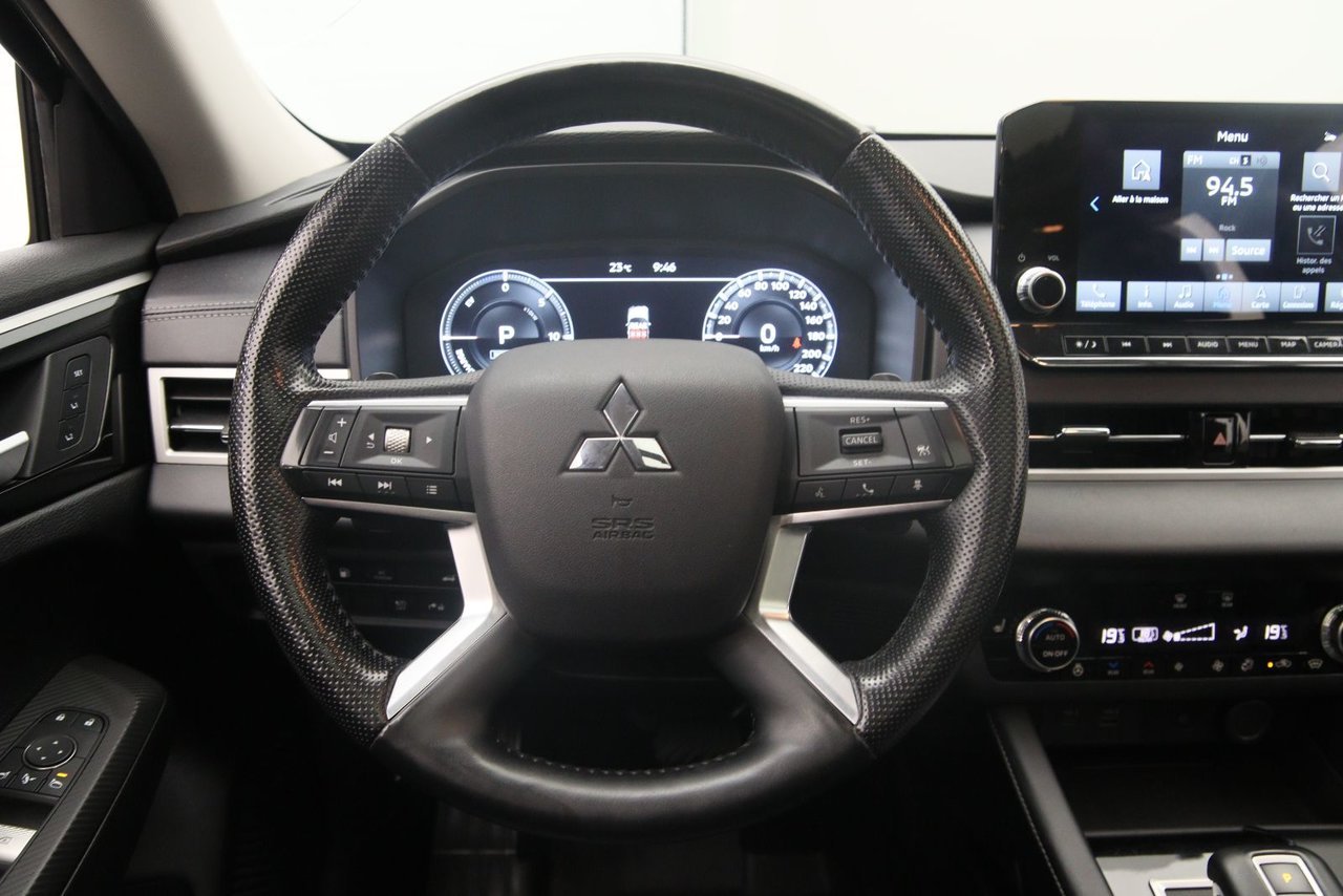 Mitsubishi Outlander PHEV 2024 Noir Baie-Comeau - photo #10