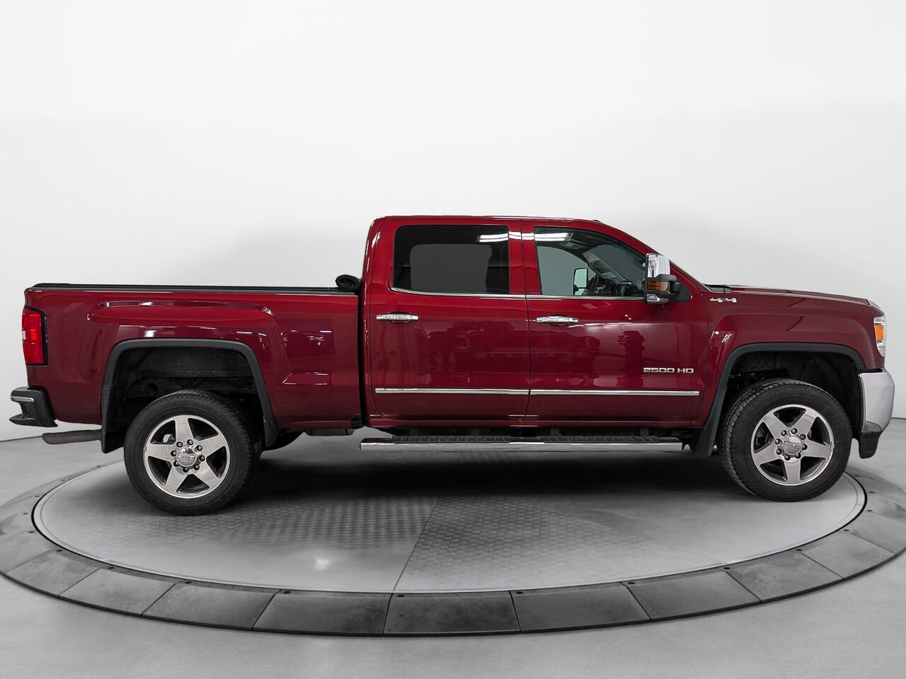 2018 GMC Sierra 2500 SLT 4WD Crew Cab Moteur 6.0l Essence Red Sherbrooke - photo #4