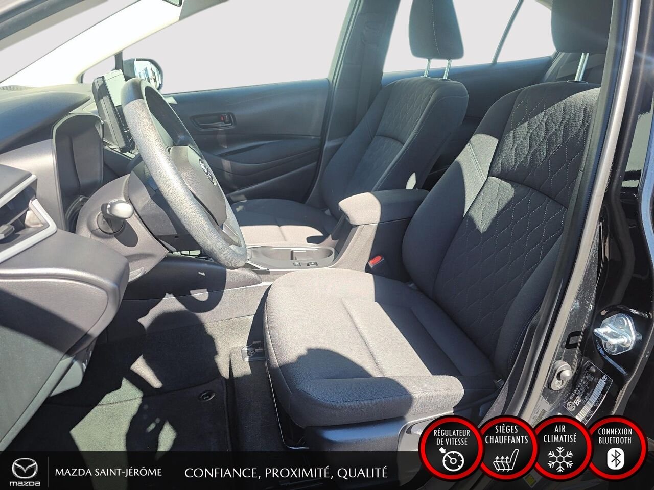 Toyota Corolla LE | 1 PROPRIÉTAIRE | JAMAIS ACCIDENTÉ | SEULEMENT 19 001 KM | AUTOMATIQUE 2025 Blanc Saint-Jérôme - photo #16