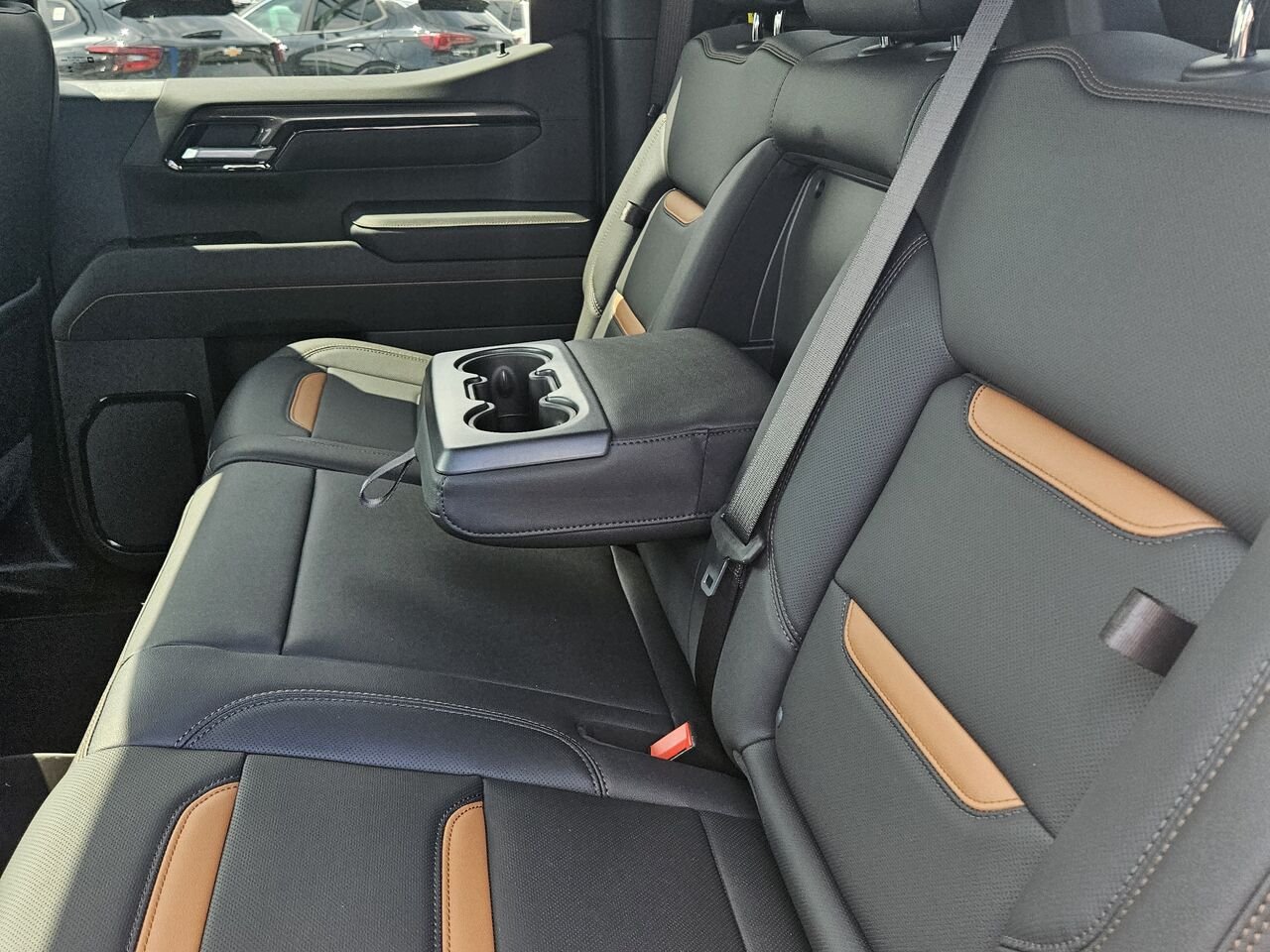 GMC Sierra 1500 AT4 cabine multiplace 4RM 157 po 2026 Blanc sommet Thetford Mines - photo #16