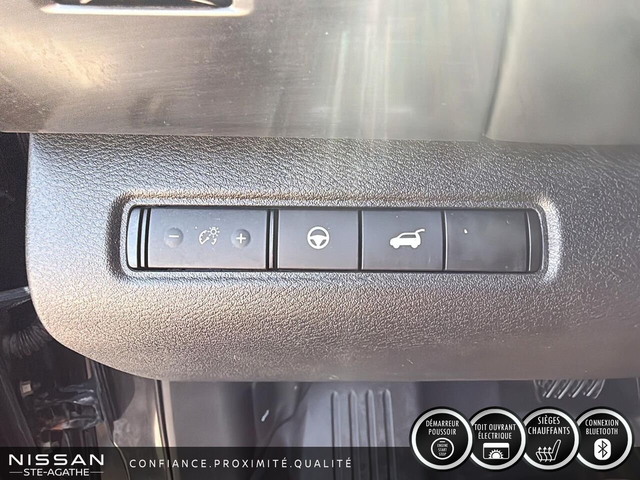 Nissan Pathfinder SL TI | CUIR | TOIT OUVRANT | NAVIGATION | 7 PLACES 2024 Noir Saint-Jérôme - photo #16