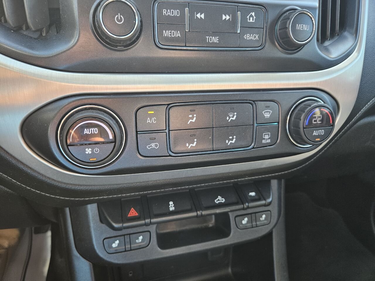2018 GMC Canyon SLE cabine multiplace 4RM, 128,3 po Black Thetford Mines - photo #10