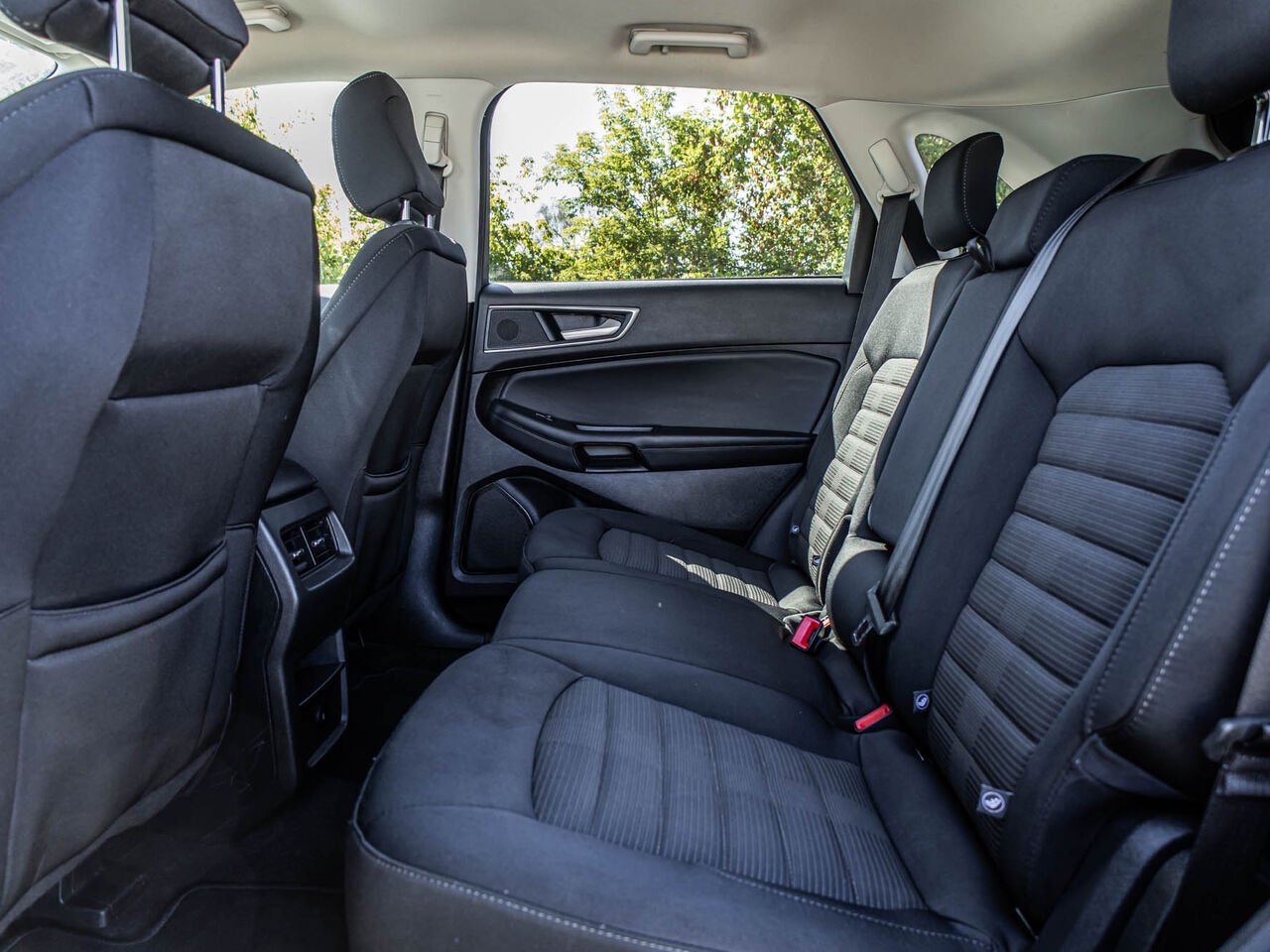 2024 Ford Edge Black Sainte-Julienne - photo #29