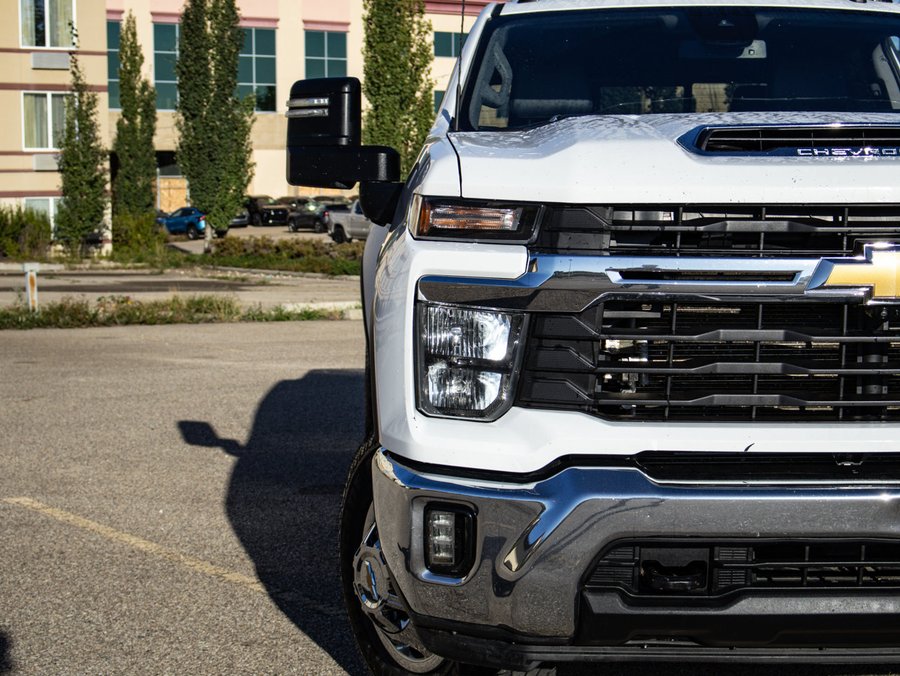2024 Chevrolet Silverado 3500HD LT DRW 6.6L Duramax | Heated Seats White