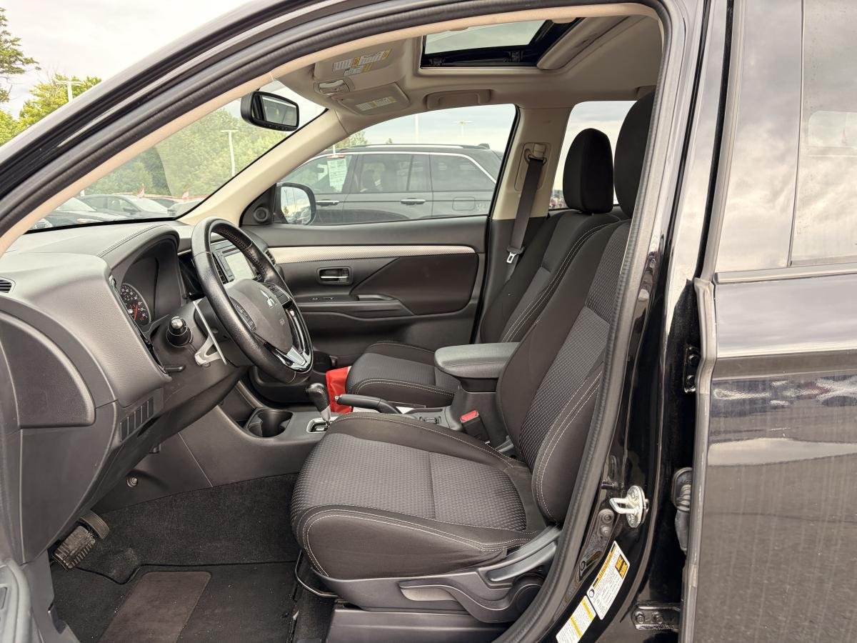 Mitsubishi Outlander 2016 Noir  - photo #7