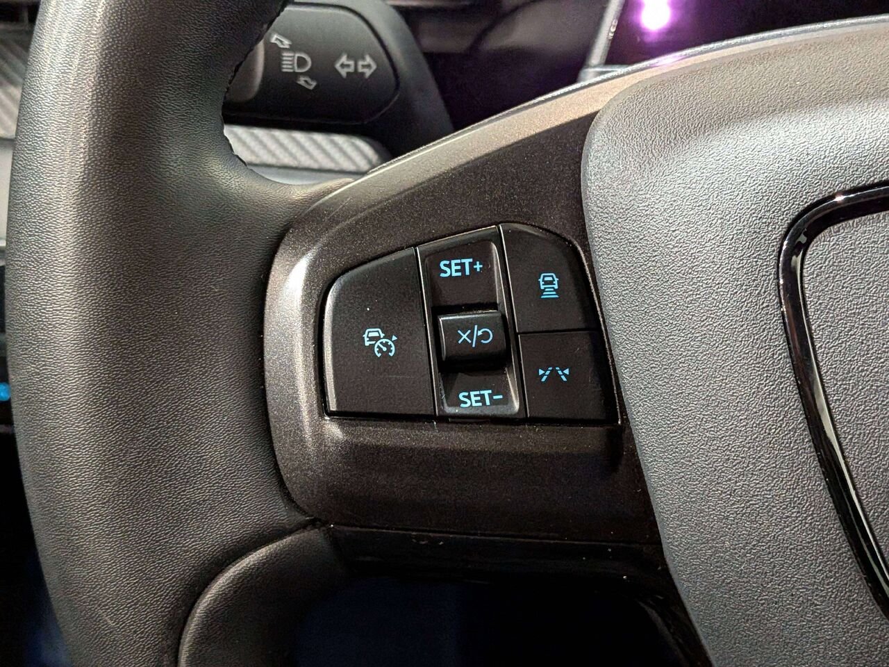 2021 Ford Mustang Mach-E Premium AWD Grey Val-David - photo #14