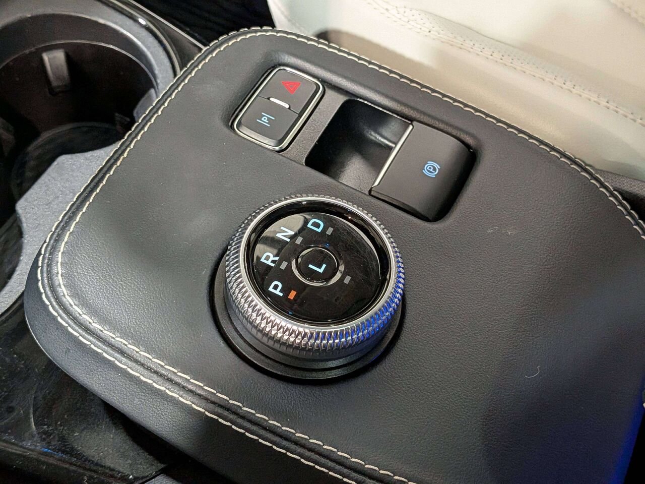 Ford Mustang Mach-E Premium AWD 2023 Gris Val-David - photo #27