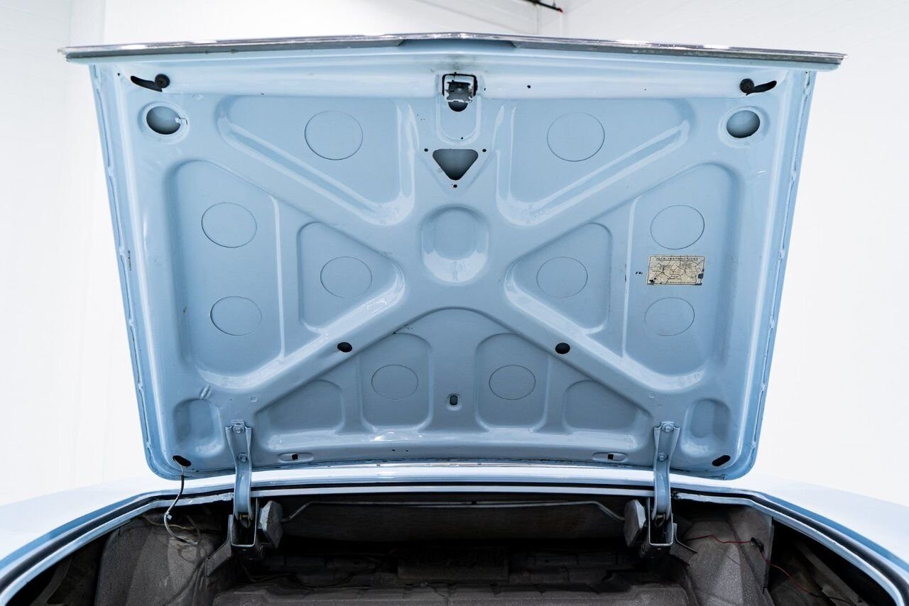 Pontiac Bonneville **PRICE IN USD** 1964 Bleu Montréal - photo #85