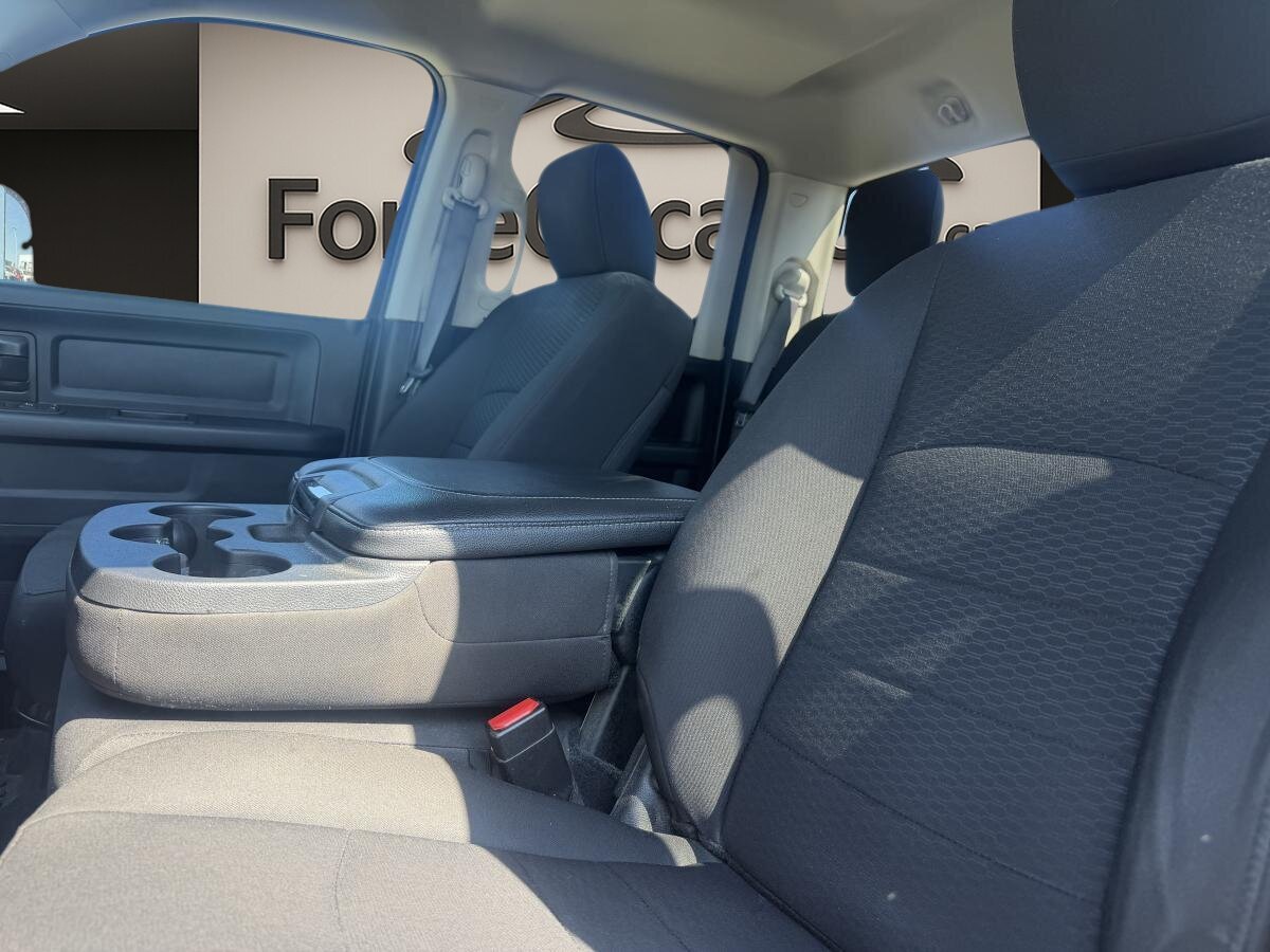 RAM 1500 Classic 2019 Gris  - photo #6