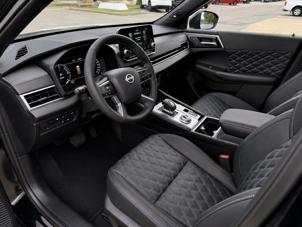 2026 NISSAN Rogue Plug-In Hybrid ROGUE PHEV PLATINE Cosmic Black Châteauguay - photo #9