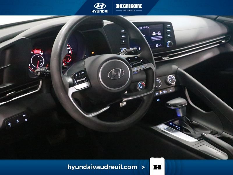 Hyundai Elantra 2022 Noir Blainville - photo #15
