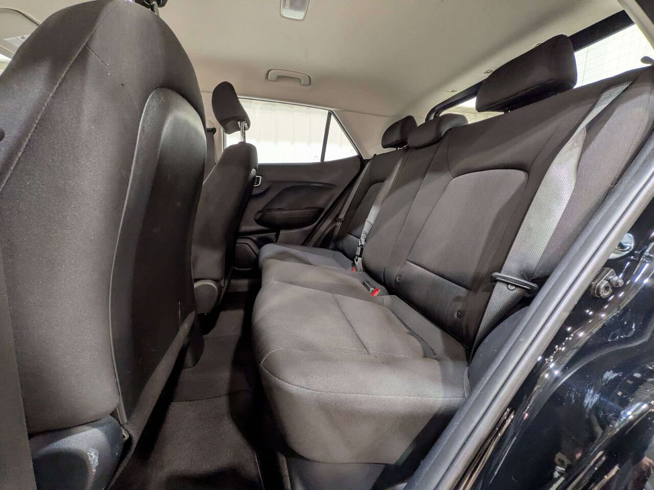 2023 Hyundai Venue Essential IVT Black Val-David - photo #10