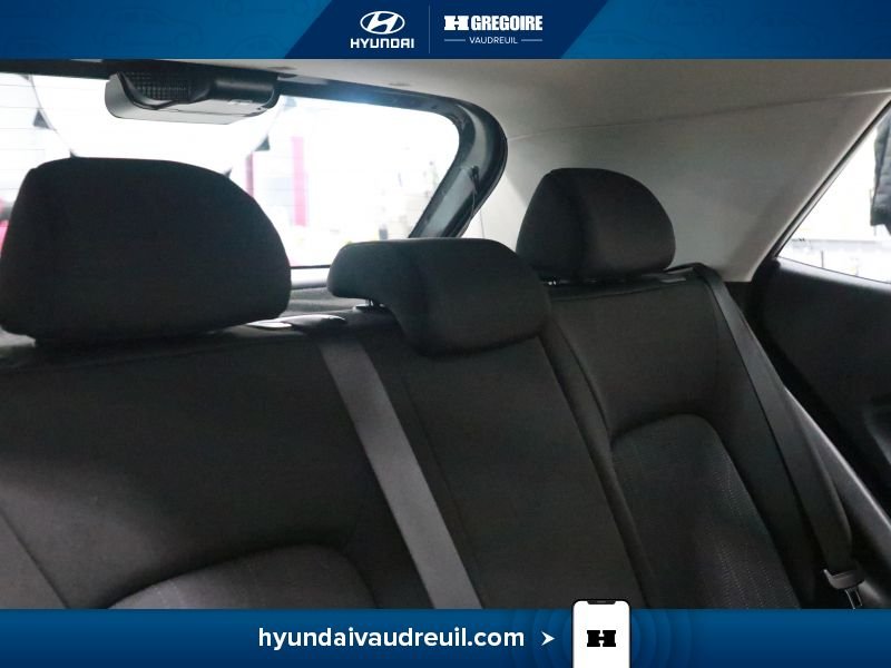 Hyundai Venue YR831 | Essential CERTIFIÉ 4.99% Sieges Chauffants Carplay 2023 Noir Laval - photo #30