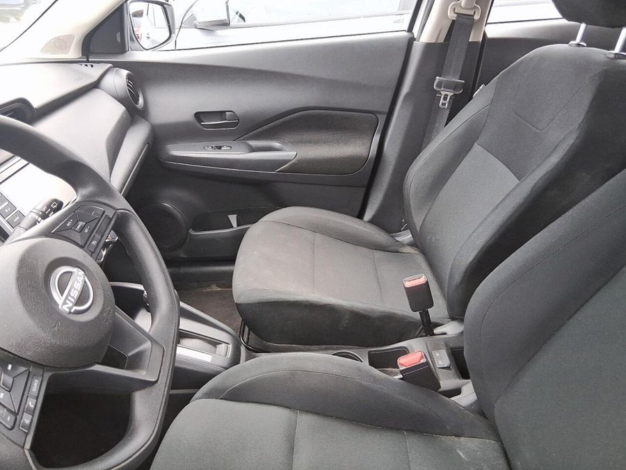 2024 Nissan Kicks S TA 2024 White
