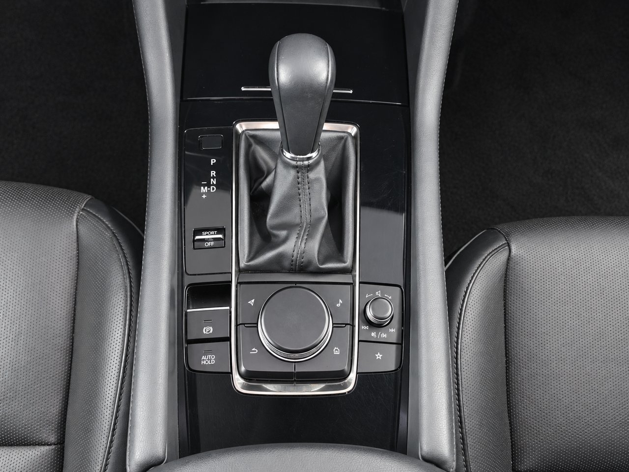 2023 Mazda Mazda3 Sport GT turbo i-ACTIV White Val-David - photo #26