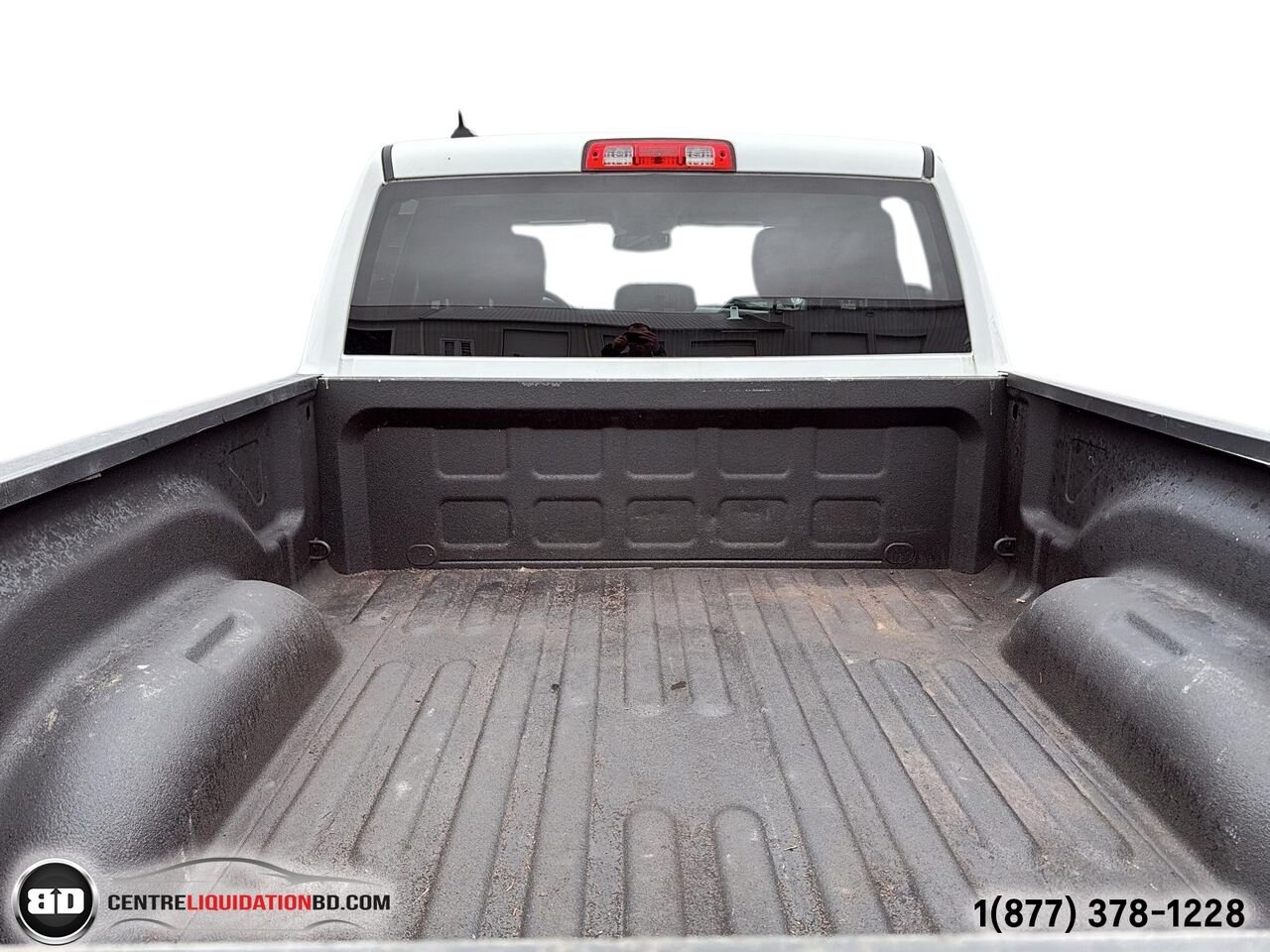 Ram 1500 Classic Express QUAD CAB V6 3.6L 4X4 | BD0187 2021 Noir Granby - photo #10