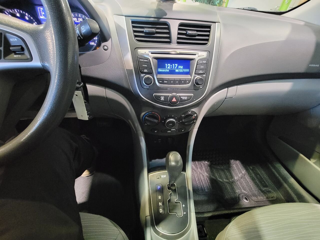 Hyundai Accent 2015 Gris Longueuil, - photo #19
