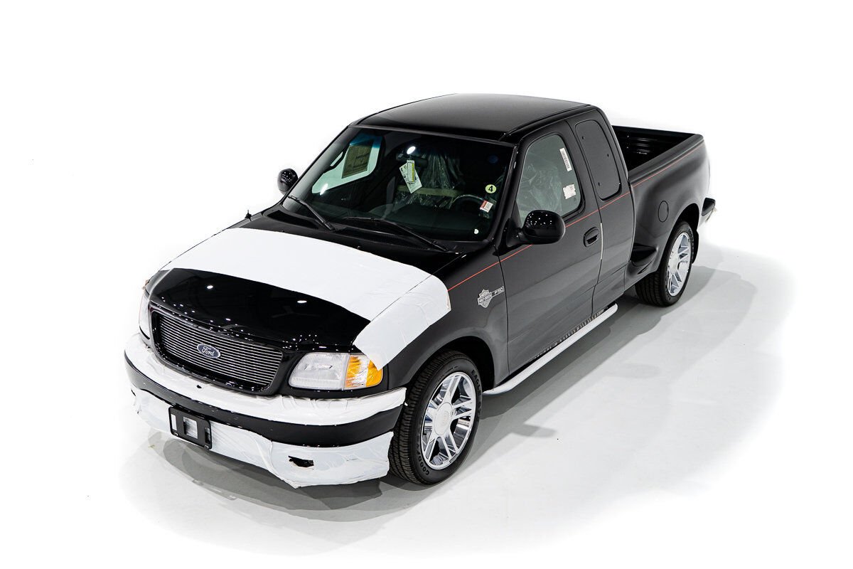 Ford F-150 Harley Davidson Edition In Delivery Packaging 2000 Noir Montréal - photo #50