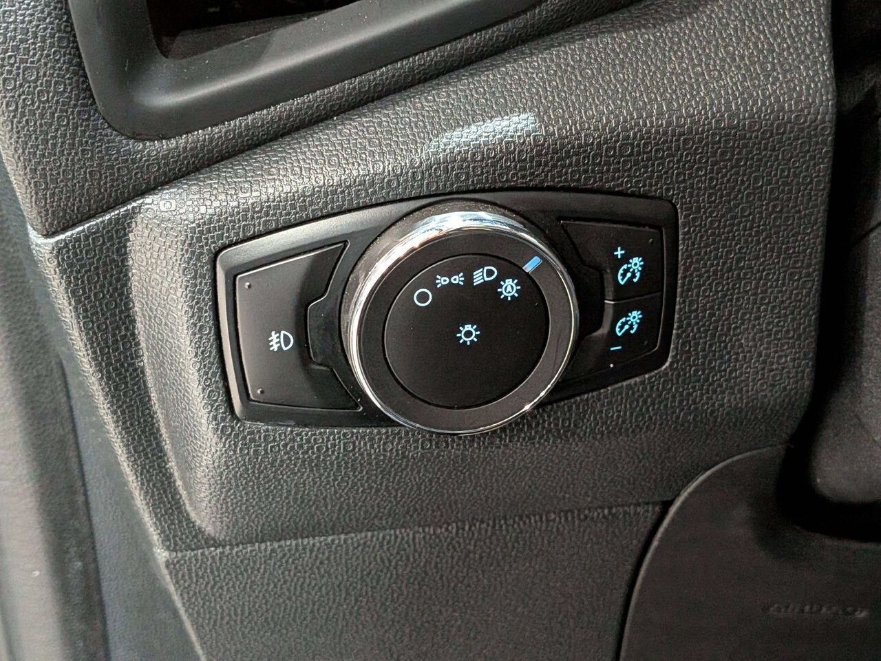 2018 Ford EcoSport Titanium 4WD Black Val-David - photo #29