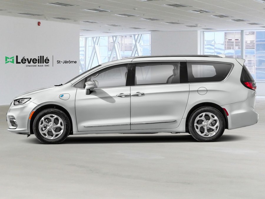 2022 CHRYSLER Pacifica Hybrid TOURING L Bright White