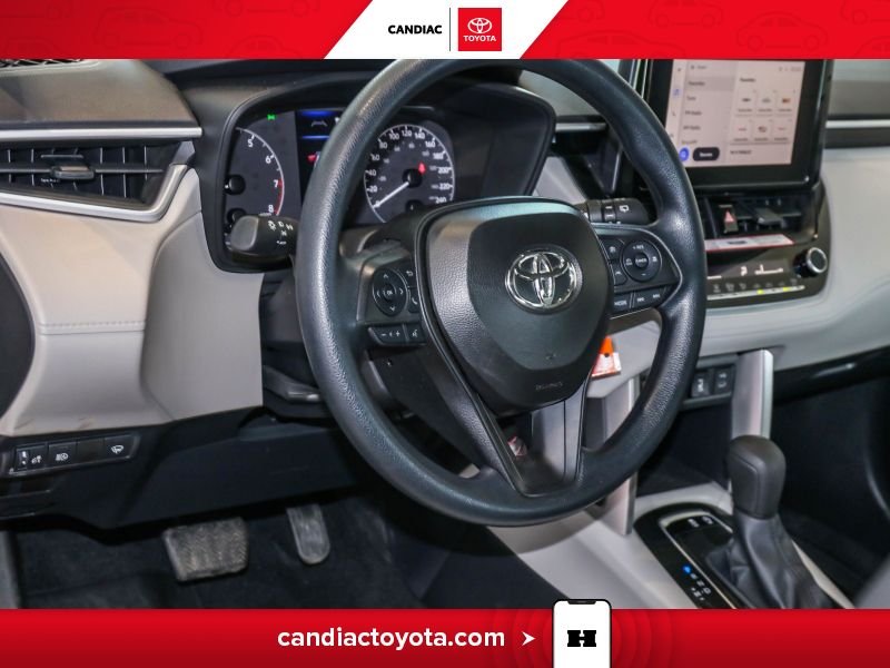 2025 Toyota Corolla Black Laval - photo #11