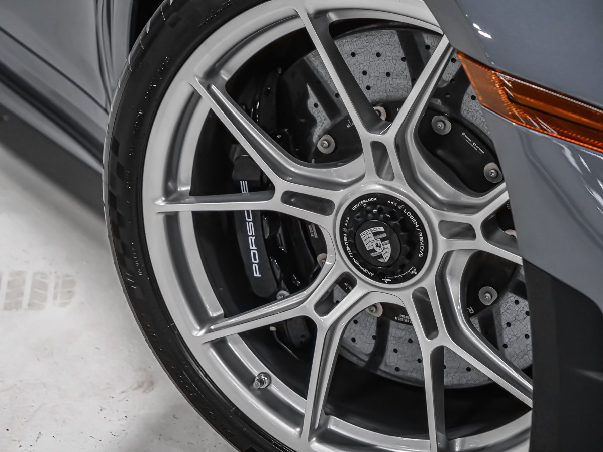 2026 Porsche 911 GT3 TOURING MANUELLE VANADIUM GREY METALLIC Montreal - photo #15