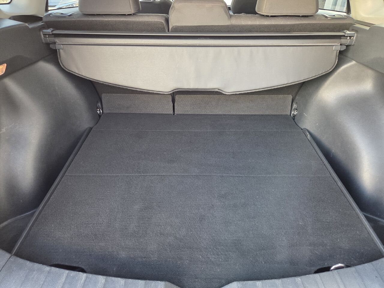 Toyota COROLLA CROSS LE (PREMIUM) 2022 Blanc Mont-Laurier - photo #6