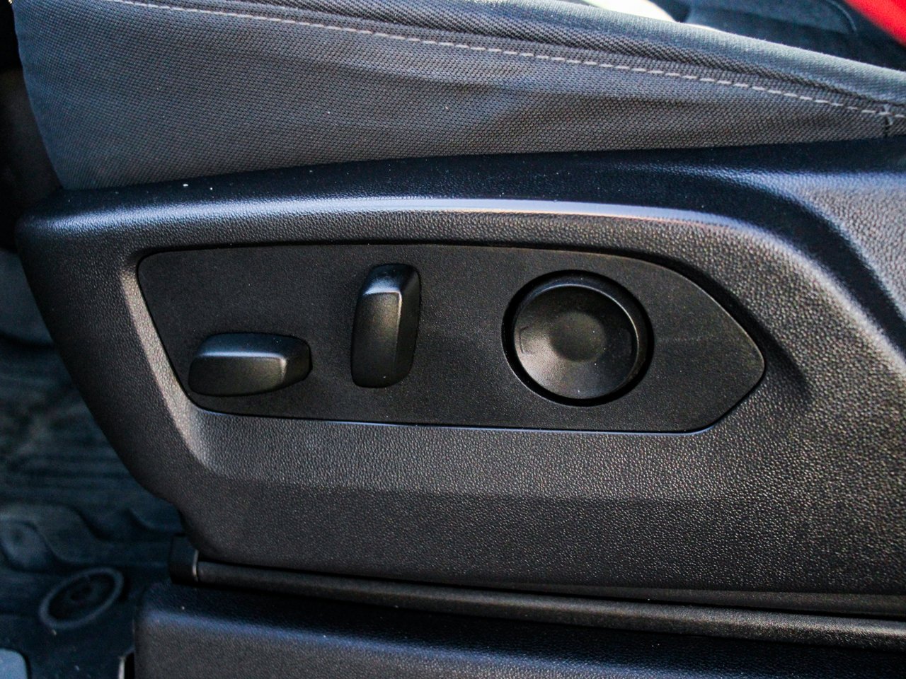 2024 GMC Sierra 1500 4WD Crew Cab 147 Elevation Grey Sherwood Park - photo #14