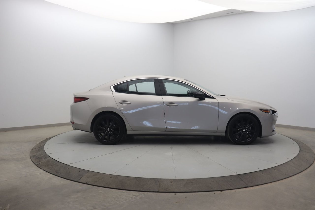 Mazda Mazda3 GT w/Turbo 2024 Gris Baie-Comeau - photo #0