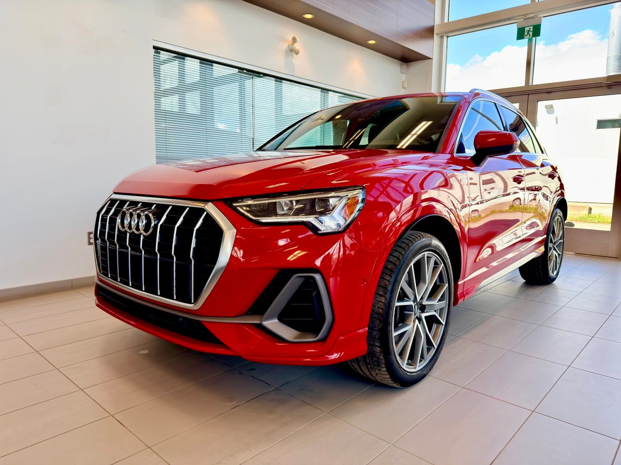Audi Q3 2019 Rouge Notre-Dame-des-Prairies - photo #4